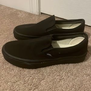 ALL Black Vans Slip ons